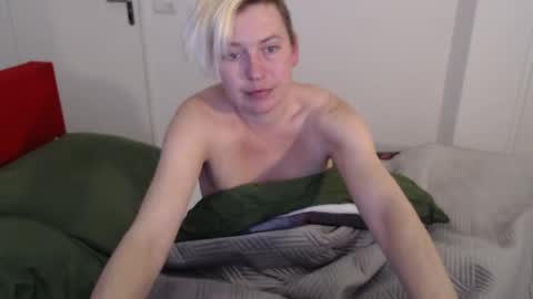 Snapshot of clittytastic chatting on 02/07/25, 09:16 Syl online show from 02/07/25, 09:16