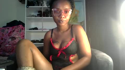 Snapshot of clittyxcandy chatting on 02/26/25, 07:31 clittyxcandy online show from 02/26/25, 07:31