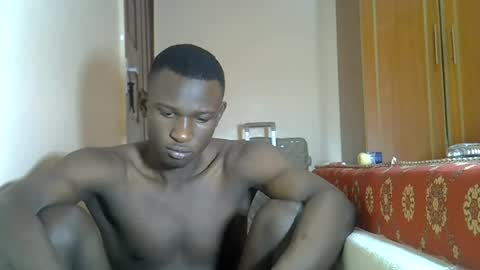 Snapshot of clive_damian chatting on 07/17/26, 08:43 clive_damian online show from 07/17/26, 08:43