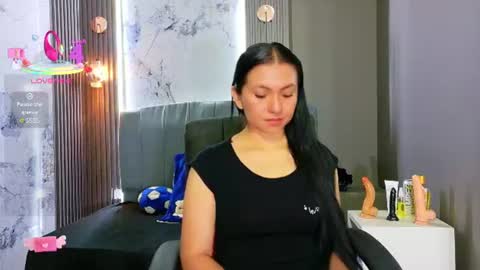 Snapshot of cloe16_ chatting on 06/09/26, 12:50 Cloe online show from 06/09/26, 12:50