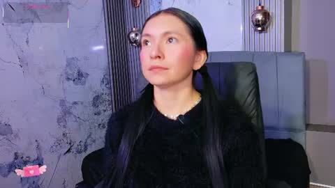 Snapshot of cloe16_ chatting on 07/12/26, 03:52 Cloe online show from 07/12/26, 03:52