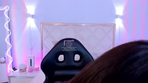 cloe_1tay online show from 04/24/26, 03:14