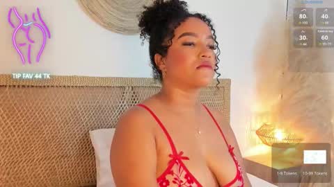 cloe_25 online show from 10/29/25, 02:25