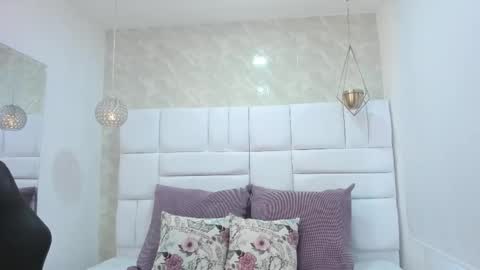 Cloe 555 online show from 10/18/25, 07:58