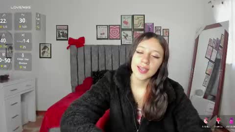 cloe_7 online show from 06/28/26, 12:11