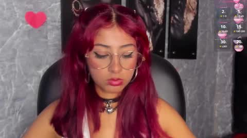 Snapshot of cloe__hills chatting on 02/18/25, 02:59 Cloe online show from 02/18/25, 02:59