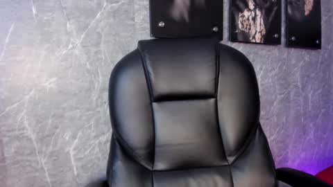 Snapshot of cloe__hills chatting on 02/22/25, 03:25 Cloe online show from 02/22/25, 03:25