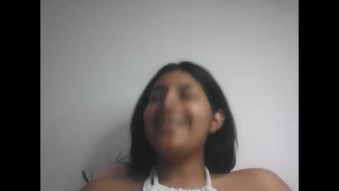 cloe small online show from 03/02/25, 10:56