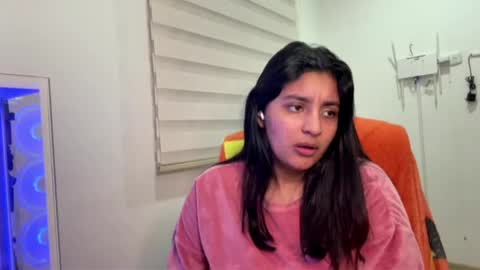 Snapshot of cloe_small08 chatting on 06/08/26, 05:52 cloe small online show from 06/08/26, 05:52