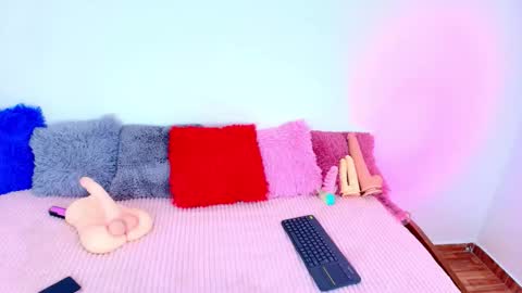 Snapshot of cloee_lovee chatting on 02/10/26, 10:47 cloee lovee online show from 02/10/26, 10:47