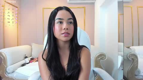 Cloe online show from 02/18/25, 12:06