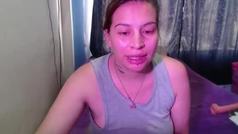 Snapshot of cloepussy chatting on 10/24/25, 06:04 cloepussy online show from 10/24/25, 06:04