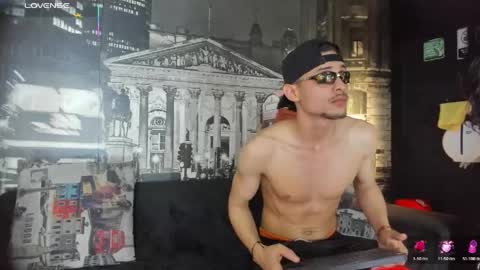 Snapshot of cloerodriguez chatting on 05/03/26, 10:05 ---Cloe--- online show from 05/03/26, 10:05