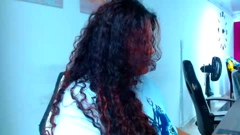 Snapshot of cloestron chatting on 02/19/26, 03:08 Cloe Stron online show from 02/19/26, 03:08