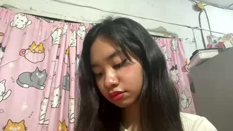 Mikki online show from 04/17/26, 10:07