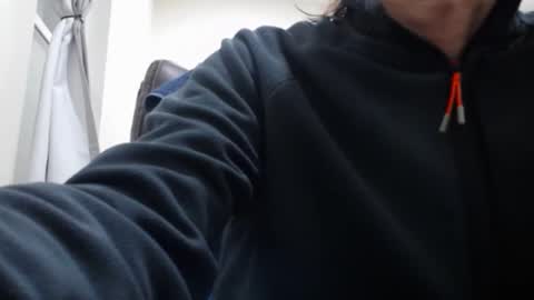 Snapshot of closetgay4 chatting on 11/26/25, 06:14 Alex C. online show from 11/26/25, 06:14