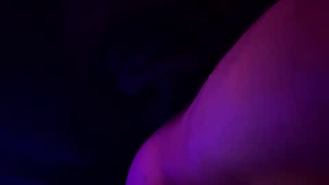 Snapshot of cloudsixtnine chatting on 10/18/25, 11:05 Drew online show from 10/18/25, 11:05