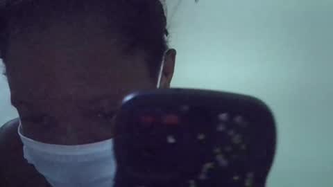 Snapshot of cloudy_bella chatting on 04/09/26, 08:03 Ella online show from 04/09/26, 08:03