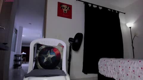 Snapshot of cloudy_pigdude chatting on 04/16/26, 03:51 CRISTIAN online show from 04/16/26, 03:51