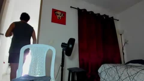 Snapshot of cloudy_pigdude chatting on 06/29/26, 09:26 CRISTIAN online show from 06/29/26, 09:26