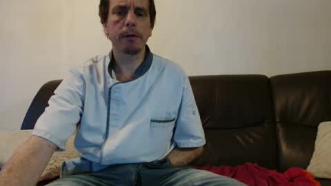 Snapshot of clouplefun chatting on 12/23/25, 07:50 clouplefun online show from 12/23/25, 07:50