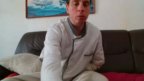 Snapshot of clouplefun chatting on 02/16/26, 12:45 clouplefun online show from 02/16/26, 12:45