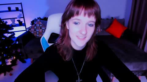  Clover  follow me  online show from 01/02/25, 02:57