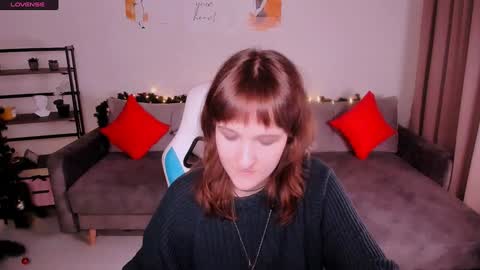  Clover  follow me  online show from 01/09/25, 06:57