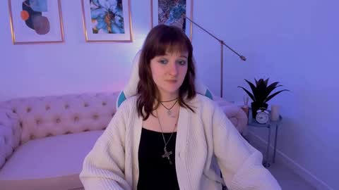  Clover  follow me  online show from 01/24/25, 05:32