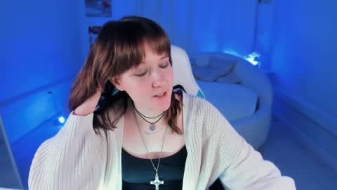  Clover  follow me  online show from 01/30/25, 06:00