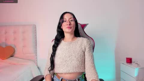 Chloe  online show from 11/04/25, 02:10