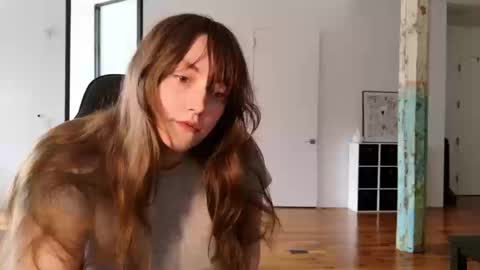 Clover online show from 03/18/26, 04:32