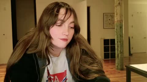 Clover online show from 04/28/26, 05:23