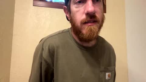 Snapshot of cloverboy1988 chatting on 10/19/25, 02:29 cloverboy1988 online show from 10/19/25, 02:29