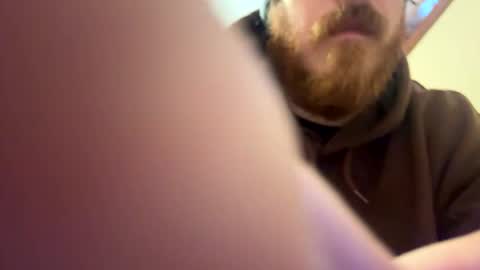 Snapshot of cloverboy1988 chatting on 02/22/26, 02:26 cloverboy1988 online show from 02/22/26, 02:26