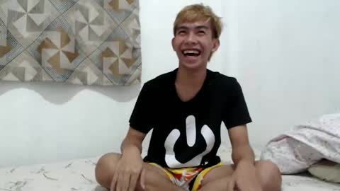 clyde_twinkx online show from 11/19/25, 09:31