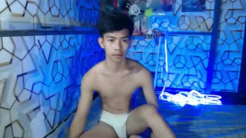 clyde_twinkx online show from 01/18/26, 07:50