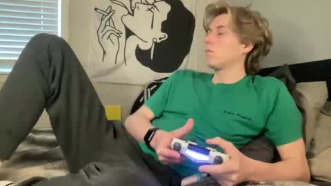 Snapshot of clydeaustin chatting on 01/15/25, 07:34 Clyde Austin online show from 01/15/25, 07:34