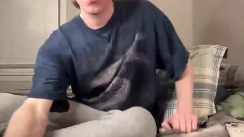 Snapshot of clydeaustin chatting on 03/02/26, 02:36 Clyde Austin online show from 03/02/26, 02:36