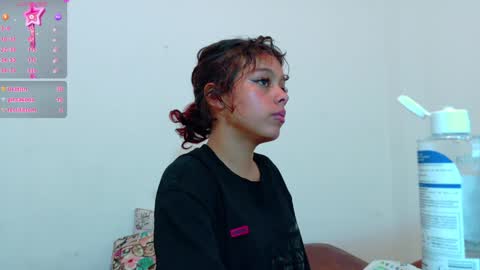 Snapshot of clydexxxbunny chatting on 12/29/24, 05:21 Clyde and Bunny online show from 12/29/24, 05:21