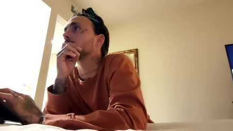 Snapshot of cmane546389 chatting on 11/17/25, 11:54 cmane546389 online show from 11/17/25, 11:54