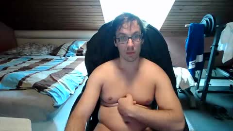 CMNM2026 online show from 06/01/26, 05:14