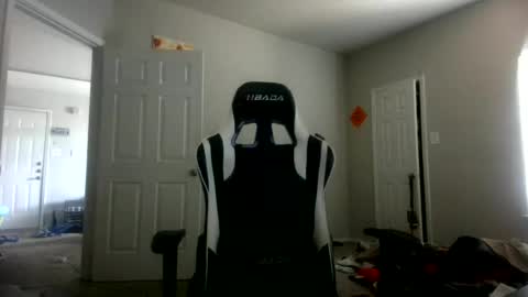 Snapshot of cmypenis chatting on 06/17/26, 07:15 Master Bates online show from 06/17/26, 07:15