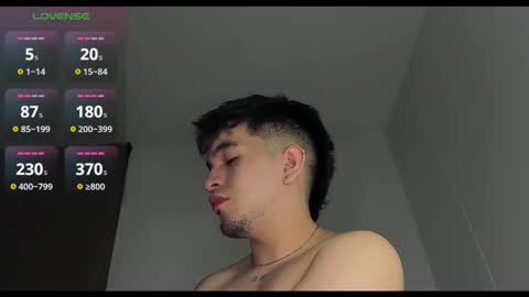 Johan   online show from 12/04/25, 02:21