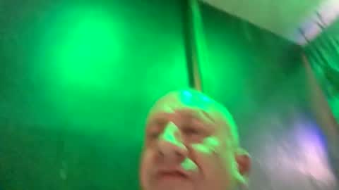 Snapshot of coboxxx chatting on 11/16/25, 10:43 coboxxx online show from 11/16/25, 10:43