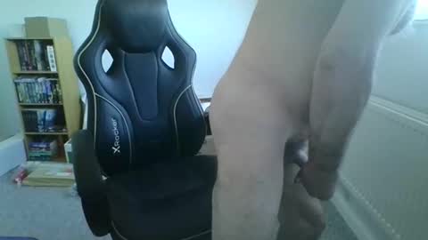 Snapshot of coccalad chatting on 04/22/26, 10:39 coccalad online show from 04/22/26, 10:39