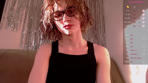 Snapshot of cock_and_lock chatting on 01/01/25, 05:11 Herman online show from 01/01/25, 05:11