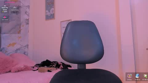 Snapshot of cock_big_girl chatting on 02/04/26, 01:28 Valerie nenitasexy online show from 02/04/26, 01:28