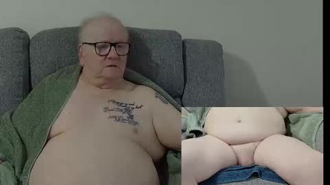 Snapshot of cockneymack51 chatting on 09/29/25, 07:57 Charlie. online show from 09/29/25, 07:57