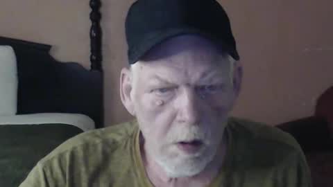 Snapshot of cockreadynow4u chatting on 05/27/26, 05:26 cockreadynow4u online show from 05/27/26, 05:26